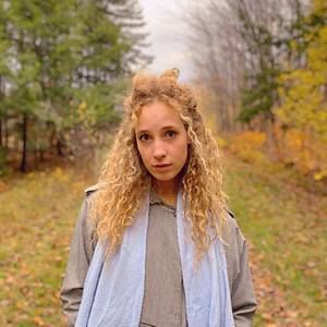 Meet your Posher, Eugénie